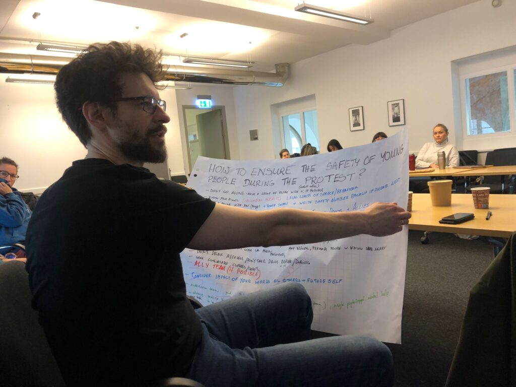 Day 2 - Bartek Bartosz in Amnesty Workshop on Human Rights