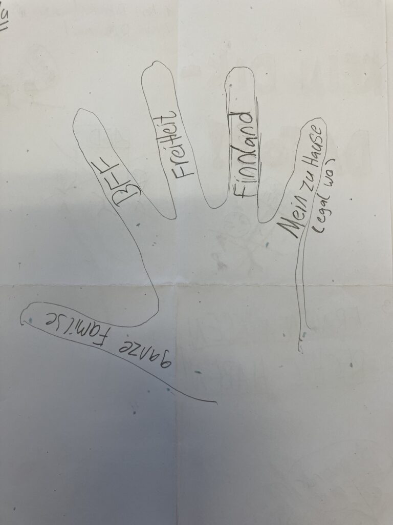 IMG_4_hand