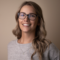 Emmie Henderson Dekort - Emmie Henderson-Dekort