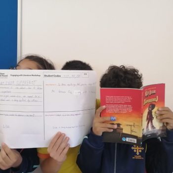 Children reading books